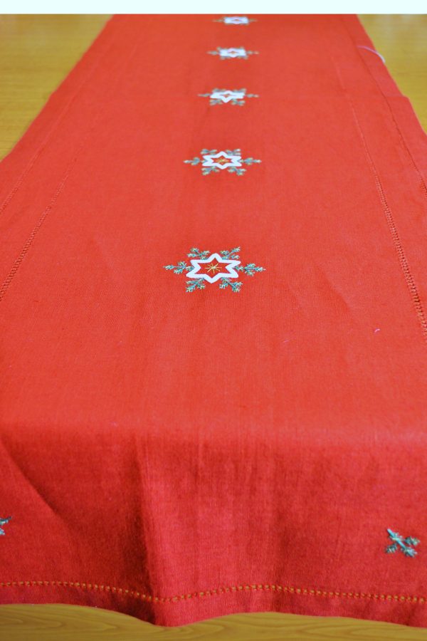 Lniany ręcznie haftowany  bieżnik  z mereżką i gwiazdkami 40x140 cm